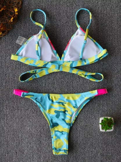 Bikini mimetico giallo neon